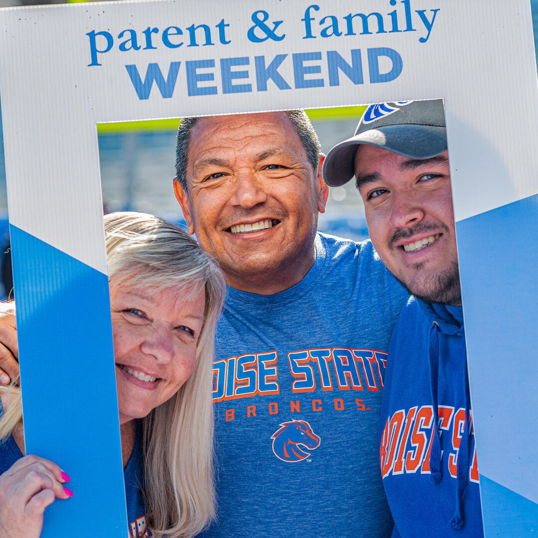 Proud Bronco Grad Yard Signs Boise State Crowdfunding