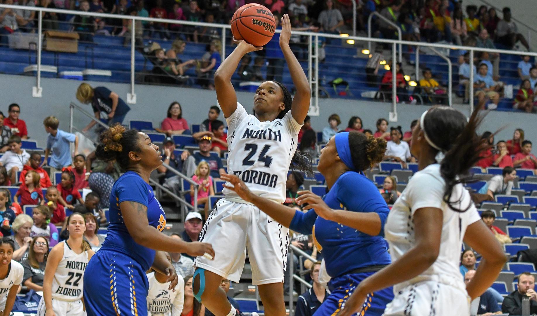 Support Women's Basketball University of North Florida Giving Challenge