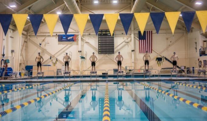 Men's Swimming and Diving-image-